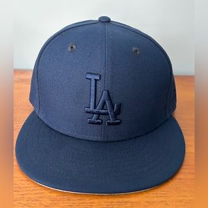 EXCLUSIVE SOLD OUT NWOT New Era 59Fifty LA Dodgers Navy Blue Hat 7 1/4